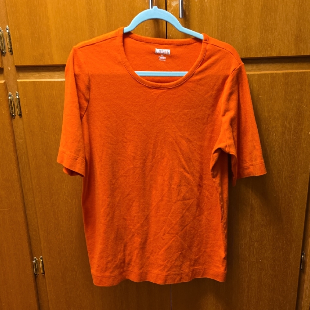 Duluth Trading Co Bright Orange Women's Tee - Short Sleeve